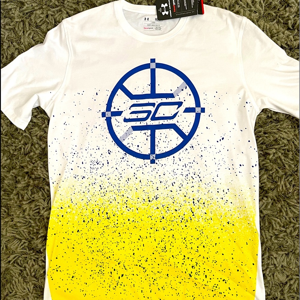 Under Armour Mens Medium tee shirt